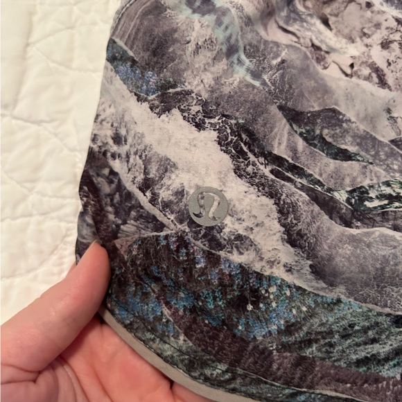 Lululemon Choose A Side Shorts 3" Springscape Multi / French Clay - Picture 4 of 12